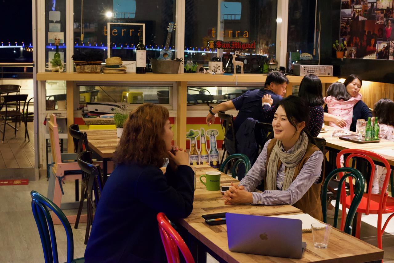 Terra Guesthouse Busan Exterior photo