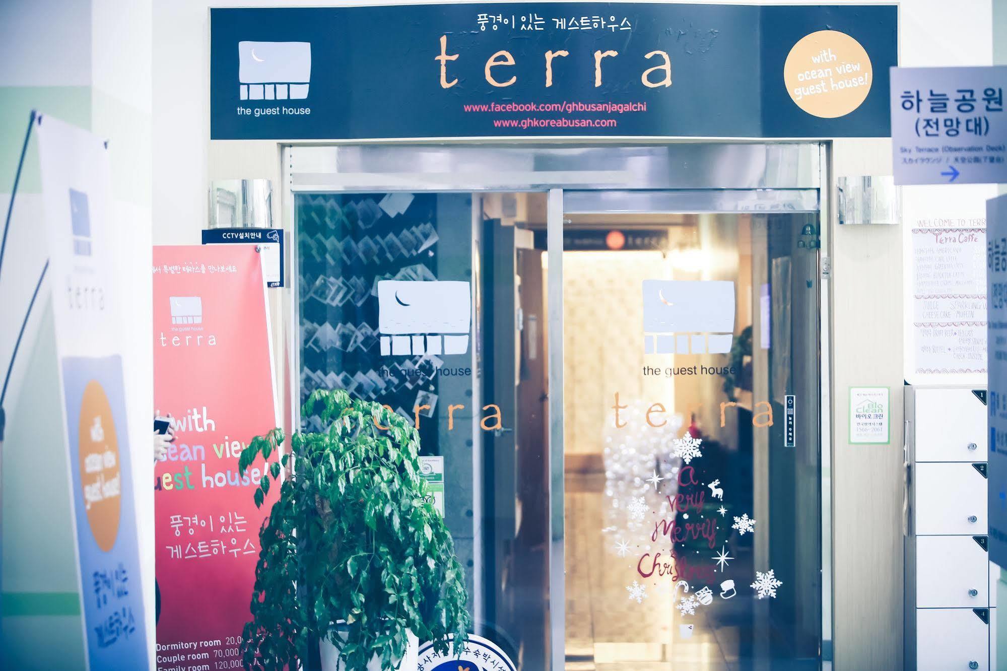 Terra Guesthouse Busan Exterior photo