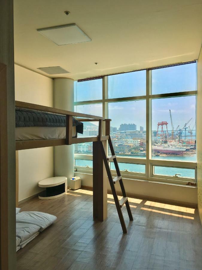 Terra Guesthouse Busan Exterior photo